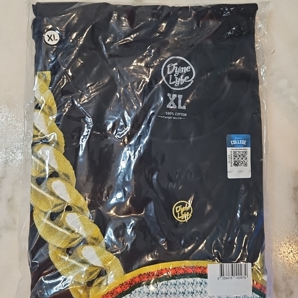 Dyme Lyfe Miami Hurricanes The U Turnover Gold Chain Black T-Shirt Men’s New - Picture 3 of 4